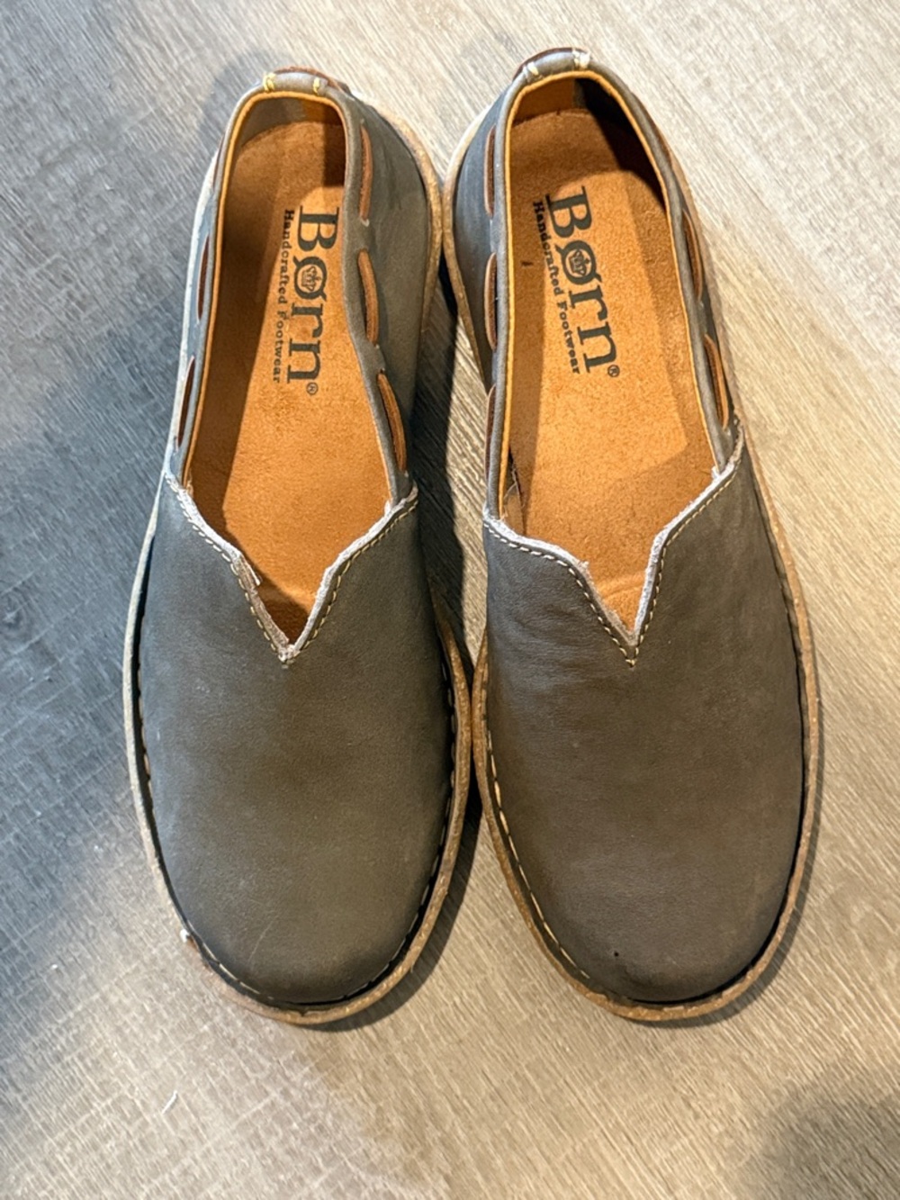 Børn Naya Grey Nubuck Leather Slip-On Loafers - Size 7.5 - Picture 4 of 15